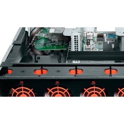   Lenovo ThinkServer RD440 (70AJ0010RU) 12 x 3.5" HS SAS/SATA 1 x Xeon E5-2420 V2 1 x 4GB ECC RDIMM RAID700 with Battery 0/1/10/5/6/50/60 no HDDs no ODD Integrated Ethernet 1 x 800W Redundant Capable No OS 3/3 - #4